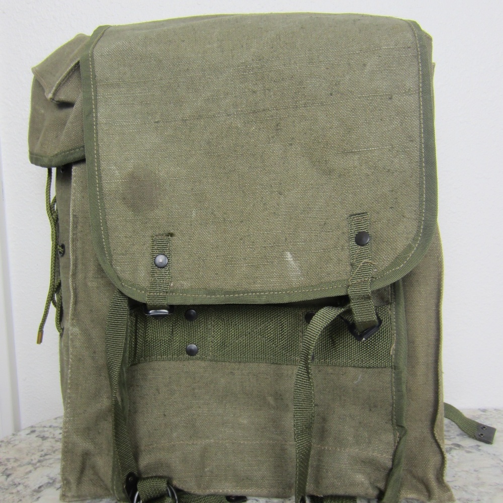 Vintage '75 PESSINA & SALA Backpack Busto Garolfo